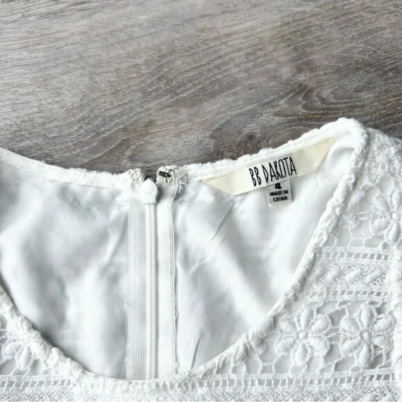 BB Dakota Andree White Lace Dress - Picture 8 of 15